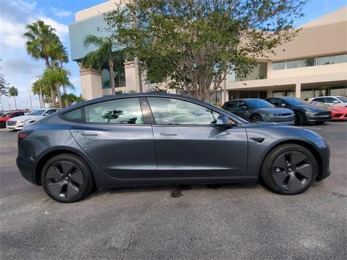 2023 Tesla Model 3 Standard Range