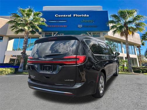 2022 Chrysler Pacifica Limited