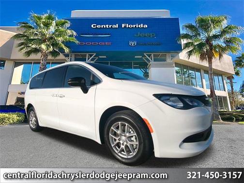 2026 Chrysler Voyager LX