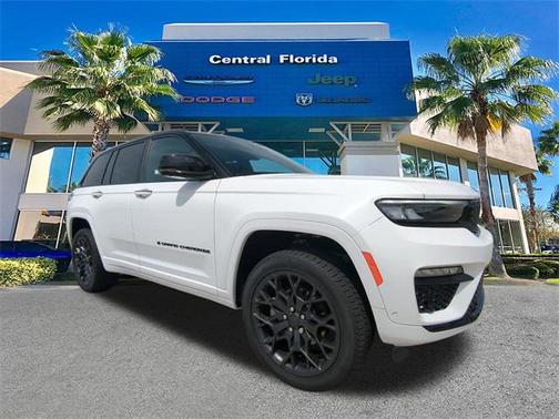 2025 Jeep Grand Cherokee Summit