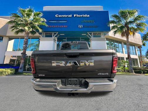 2026 RAM 3500 Tradesman Crew Cab 4x4 8' Box