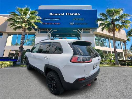 2022 Jeep Cherokee Trailhawk