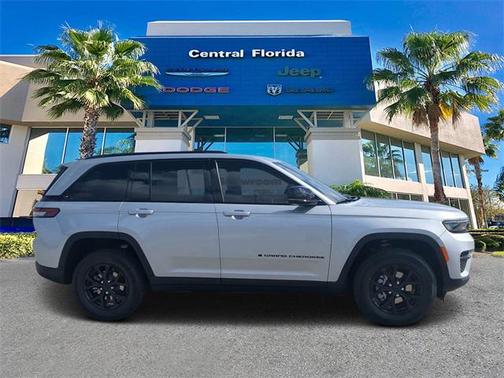 2025 Jeep Grand Cherokee Altitude