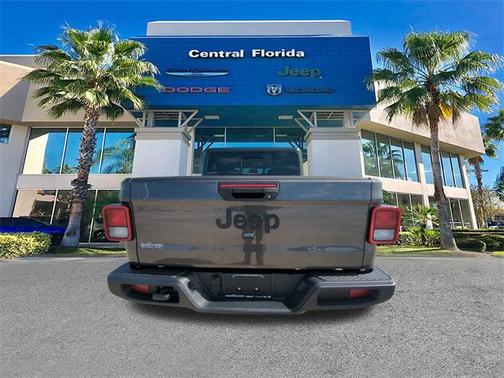 2025 Jeep Gladiator Sport S