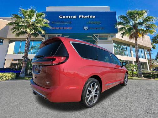 2026 Chrysler Pacifica L