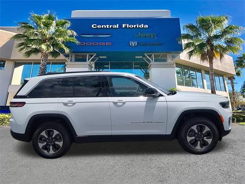 2024 Jeep Grand Cherokee 4xe Base