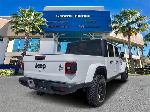 2025 Jeep Gladiator Willys