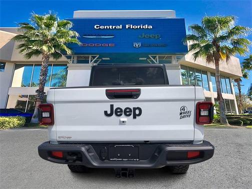2025 Jeep Gladiator Willys