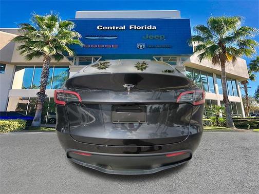 2024 Tesla Model Y Long Range Dual Motor All-Wheel Drive