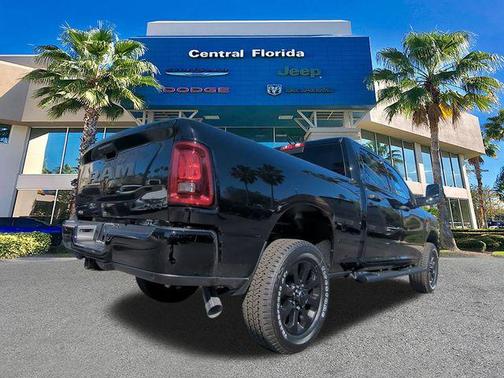 2026 RAM 2500 Tradesman Crew Cab 4x4 6'4' Box