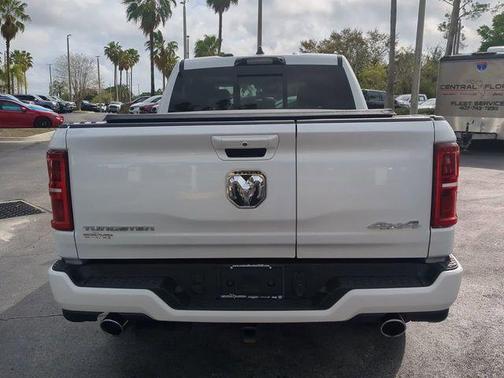 2025 RAM 1500 ST
