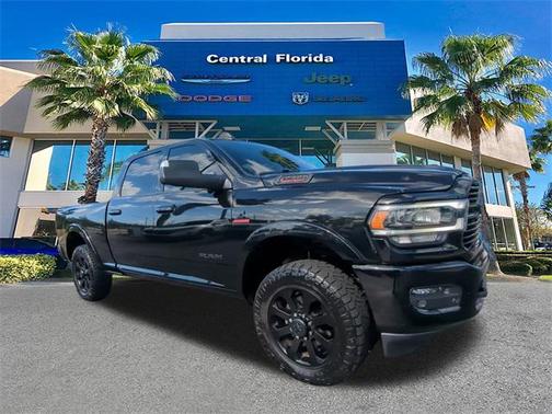 2022 RAM 3500 Laramie Crew Cab 4x4 6'4' Box