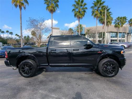 2022 RAM 3500 Laramie Crew Cab 4x4 6'4' Box