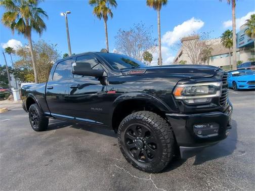 2022 RAM 3500 Laramie Crew Cab 4x4 6'4' Box