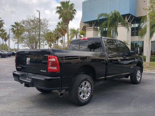 Diamond Black Crystal Pearlcoat 2024 RAM 2500 Laramie Crew Cab 4x4 6'4' Box