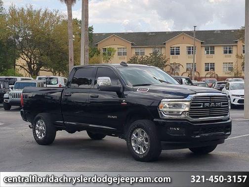 Diamond Black Crystal Pearlcoat 2024 RAM 2500 Laramie Crew Cab 4x4 6'4' Box