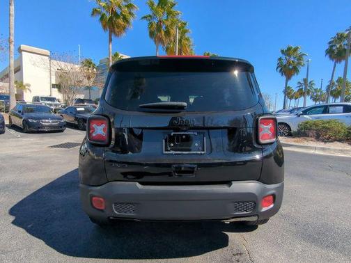 2022 Jeep Renegade Altitude