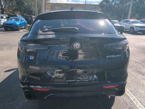 2024 Alfa Romeo Stelvio Veloce AWD