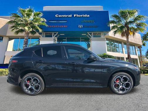 2024 Alfa Romeo Stelvio Veloce AWD