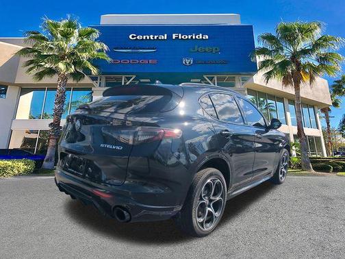 2024 Alfa Romeo Stelvio Veloce AWD