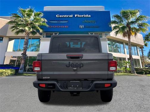 2025 Jeep Gladiator Sport S