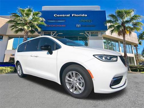 2026 Chrysler Pacifica L