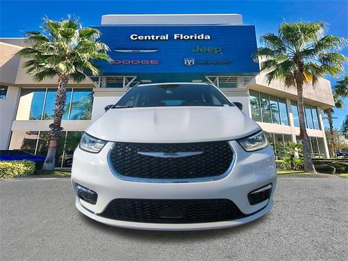 2026 Chrysler Pacifica L