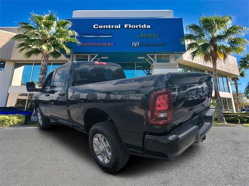2025 RAM 2500 Big Horn Crew Cab 4x4 6'4' Box