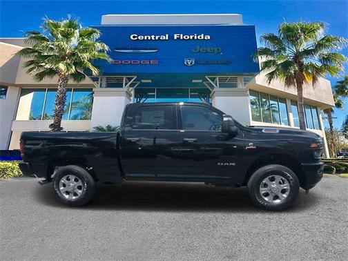 2025 RAM 2500 Big Horn Crew Cab 4x4 6'4' Box