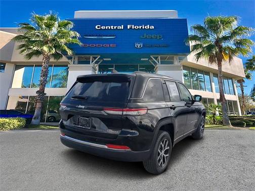 2025 Jeep Grand Cherokee Limited X