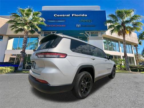 2025 Jeep Grand Cherokee L Altitude