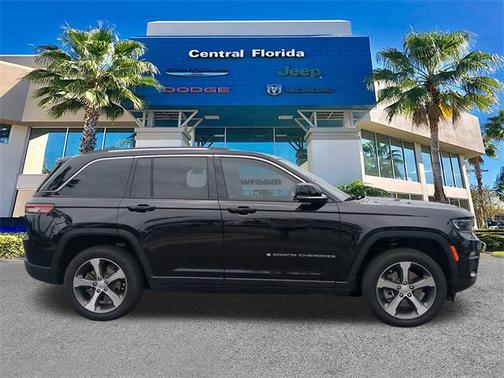 2023 Jeep Grand Cherokee 4xe Base