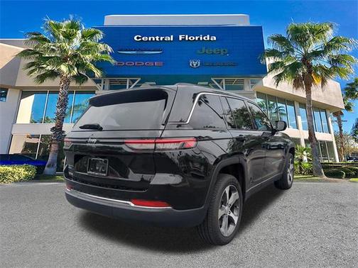 2023 Jeep Grand Cherokee 4xe Base