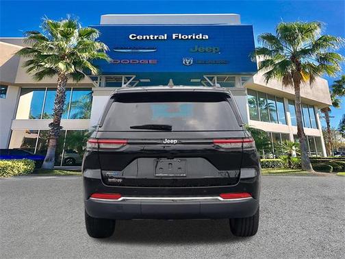 2023 Jeep Grand Cherokee 4xe Base