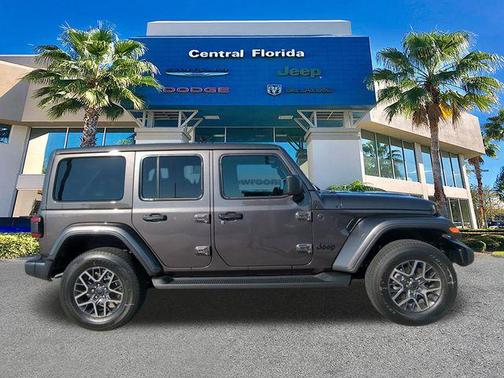 2026 Jeep Wrangler 4-Door Sahara 4x4
