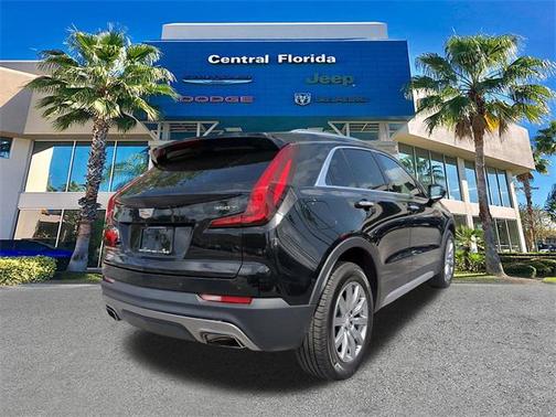 2020 Cadillac XT4 Premium Luxury