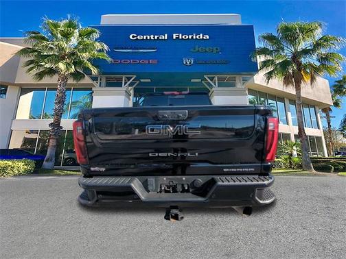 2024 GMC Sierra 2500 Denali