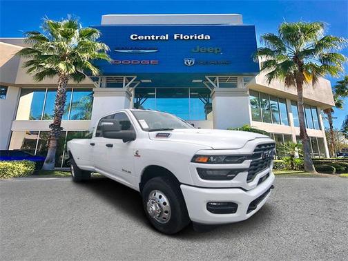 2025 RAM 3500 Big Horn Crew Cab 4x2 8' Box