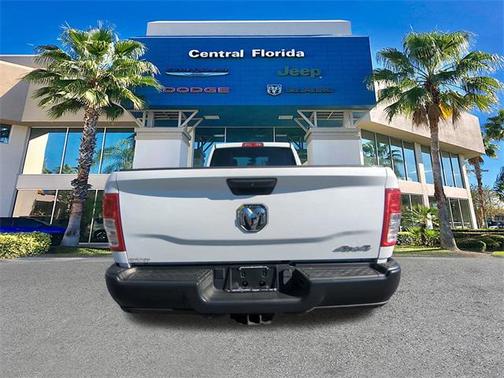 2021 RAM 2500 Tradesman Crew Cab 4x4 8' Box