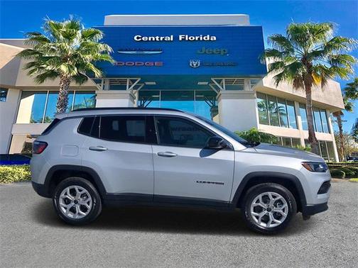 2025 Jeep Compass Latitude