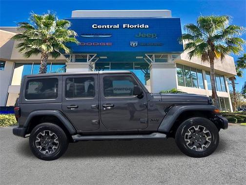 2025 Jeep Wrangler 4-Door Sahara 4x4