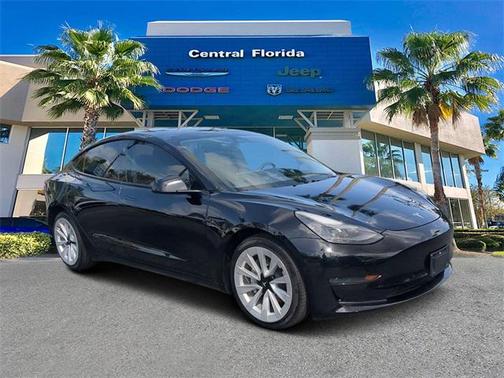 2022 Tesla Model 3 Standard Range