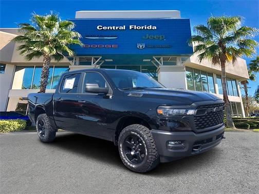 2025 RAM 1500 Warlock Crew Cab 4x4 5'7' Box