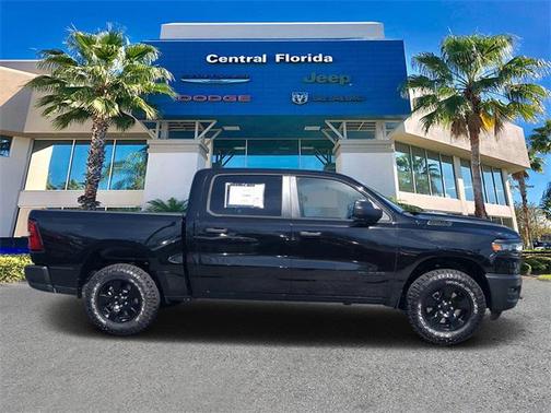 2025 RAM 1500 Warlock Crew Cab 4x4 5'7' Box
