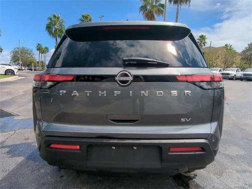 2022 Nissan Pathfinder SV 2WD