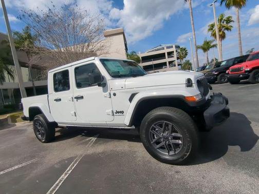 2026 Jeep Gladiator Sport S