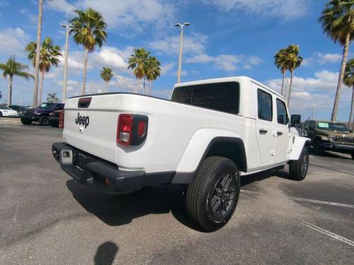 2026 Jeep Gladiator Sport S