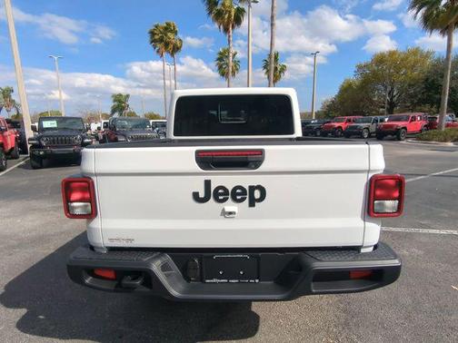 2026 Jeep Gladiator Sport S