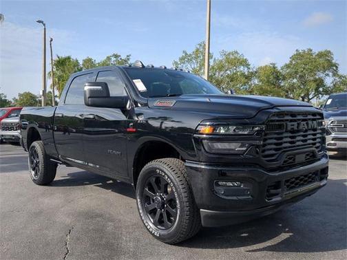 2025 RAM 2500 Big Horn Crew Cab 4x4 6'4' Box
