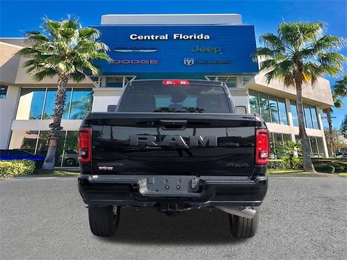 2025 RAM 2500 Big Horn Crew Cab 4x4 6'4' Box